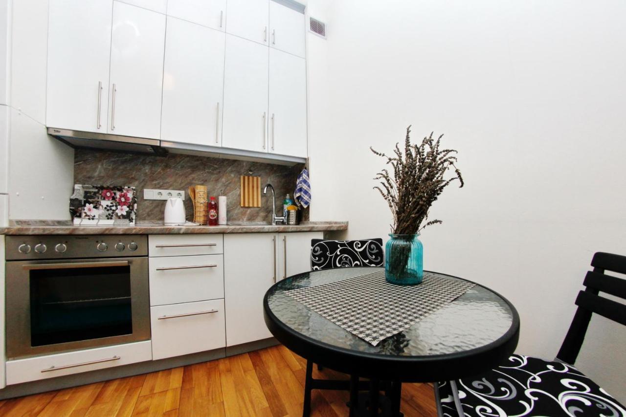 Apartman Centar- Free Parking Apartment ซาราเยโว ภายนอก รูปภาพ